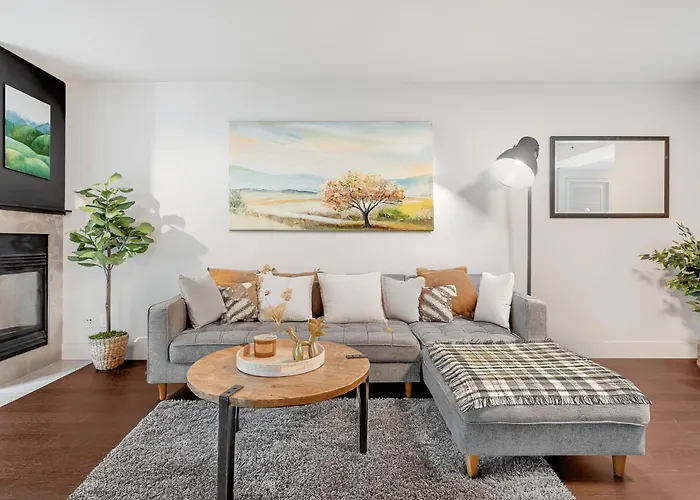 Waterfront 2Br Retreat In Coal Harbour Walk Everywhere
